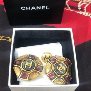 CHANEL EARRINGS